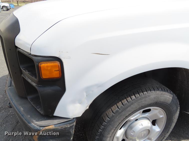 image for item DF7738 2008 Ford F250 Super Duty pickup truck