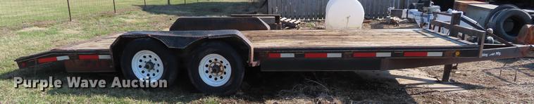 image for item DF7740 2003 Rocking Chair Mfg. utility trailer