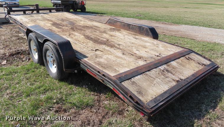 image for item DF7740 2003 Rocking Chair Mfg. utility trailer