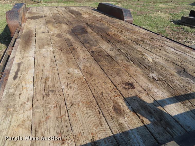 image for item DF7740 2003 Rocking Chair Mfg. utility trailer