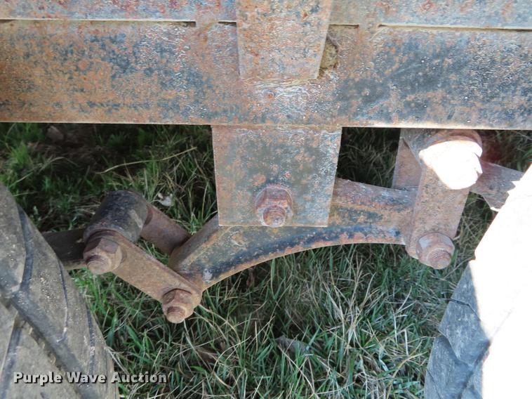 image for item DF7740 2003 Rocking Chair Mfg. utility trailer