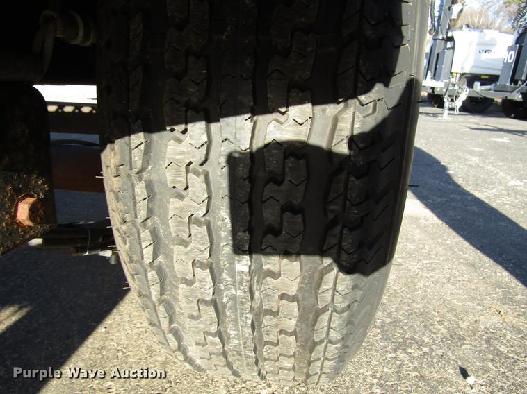 image for item DF7874 1998 Felling tilt deck equipment trailer