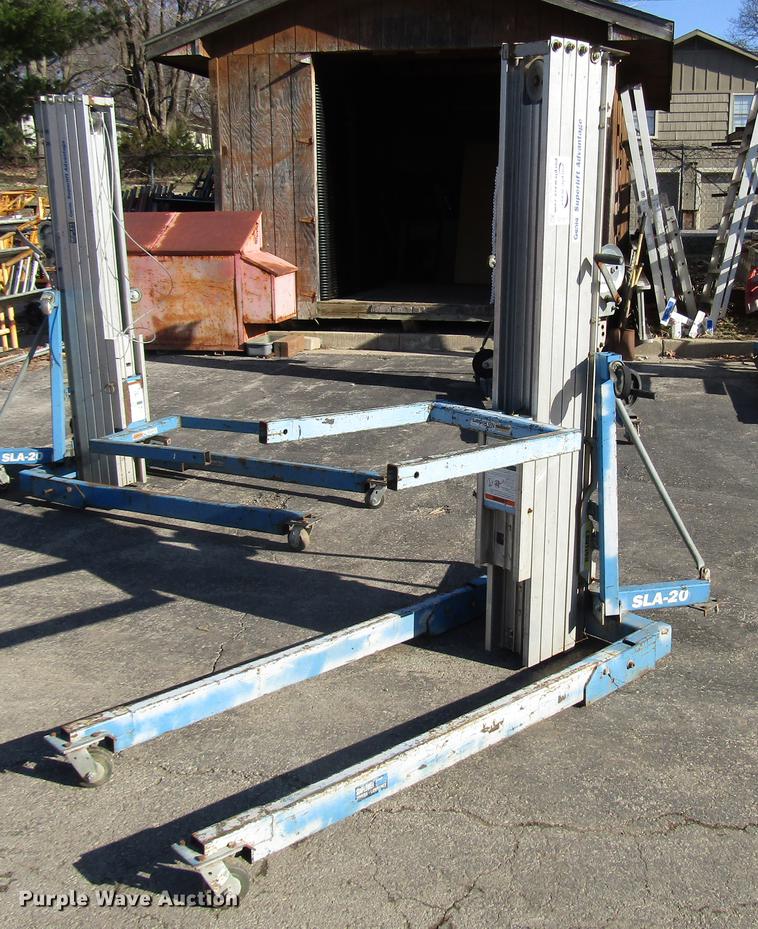 image for item DF7877 (4) Genie SLA-20 vertical lifts