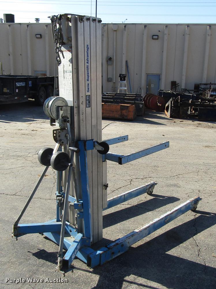image for item DF7877 (4) Genie SLA-20 vertical lifts