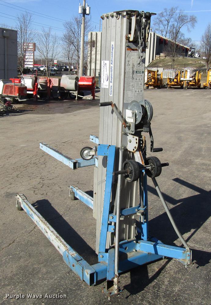 image for item DF7877 (4) Genie SLA-20 vertical lifts