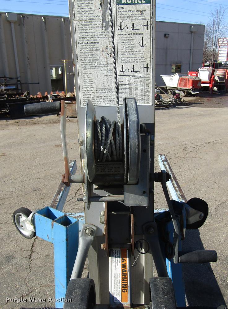 image for item DF7877 (4) Genie SLA-20 vertical lifts