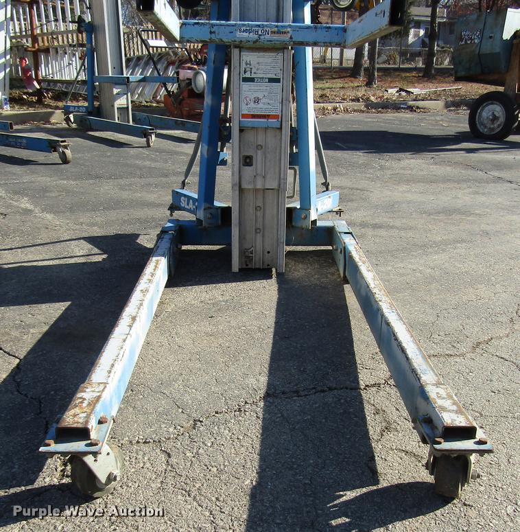 image for item DF7877 (4) Genie SLA-20 vertical lifts