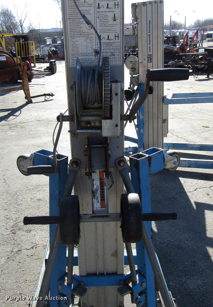 image for item DF7877 (4) Genie SLA-20 vertical lifts