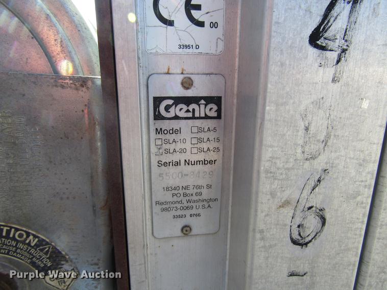 image for item DF7877 (4) Genie SLA-20 vertical lifts