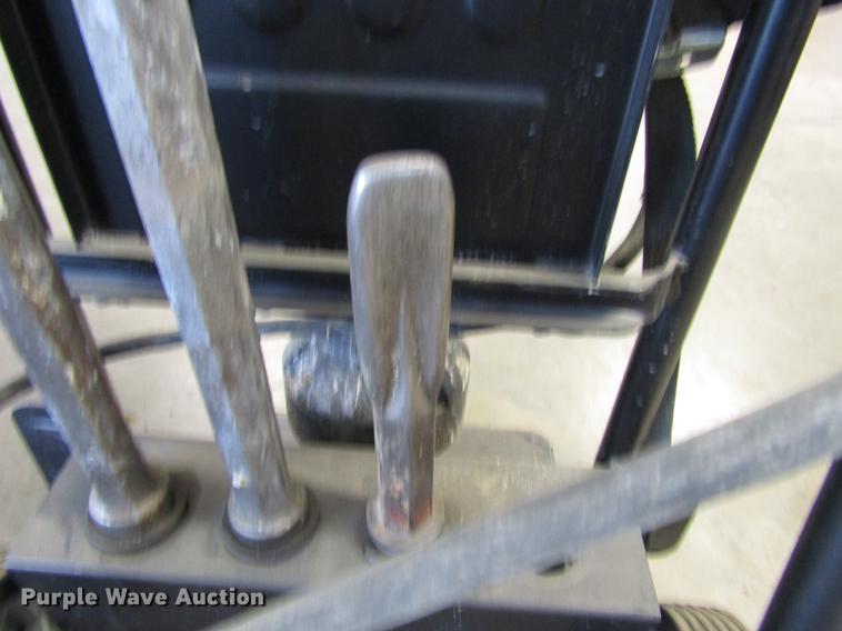 image for item DF7883 DeWalt D25980 jack hammer