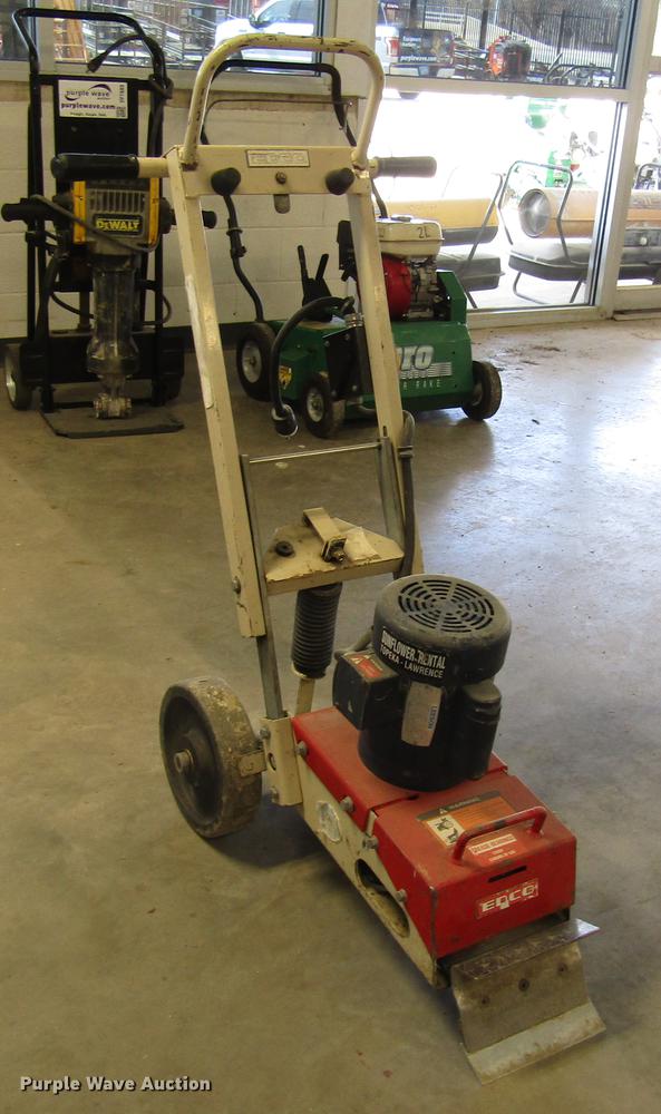 image for item DF7884 Edco Tile Shark 3 tile scraper