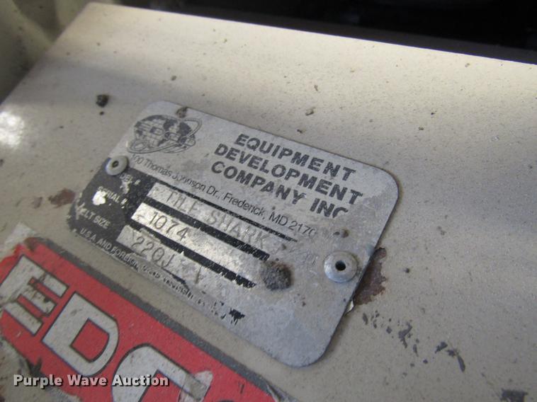 image for item DF7884 Edco Tile Shark 3 tile scraper