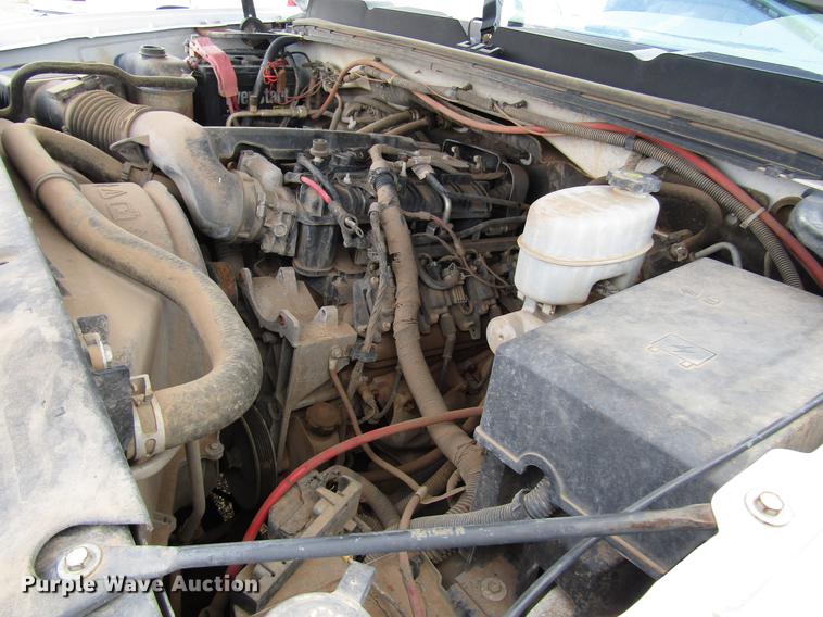 image for item DF7902 2009 Chevrolet Silverado 3500HD pickup truck cab and chassis