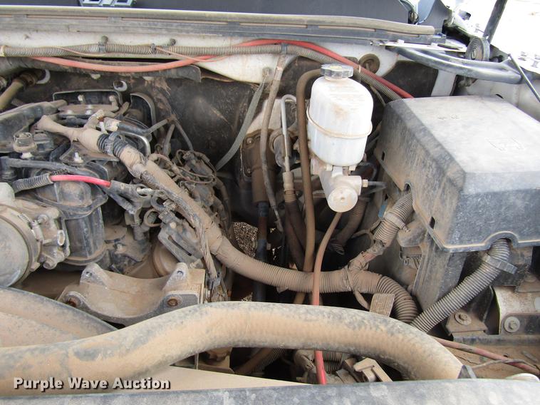 image for item DF7902 2009 Chevrolet Silverado 3500HD pickup truck cab and chassis