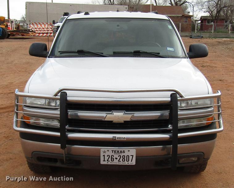image for item DF7903 2004 Chevrolet Tahoe SUV