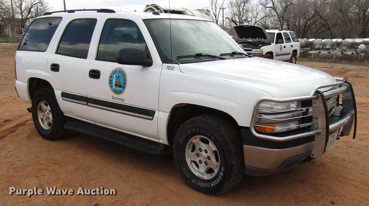 image for item DF7903 2004 Chevrolet Tahoe SUV