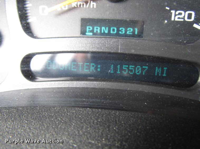 image for item DF7903 2004 Chevrolet Tahoe SUV