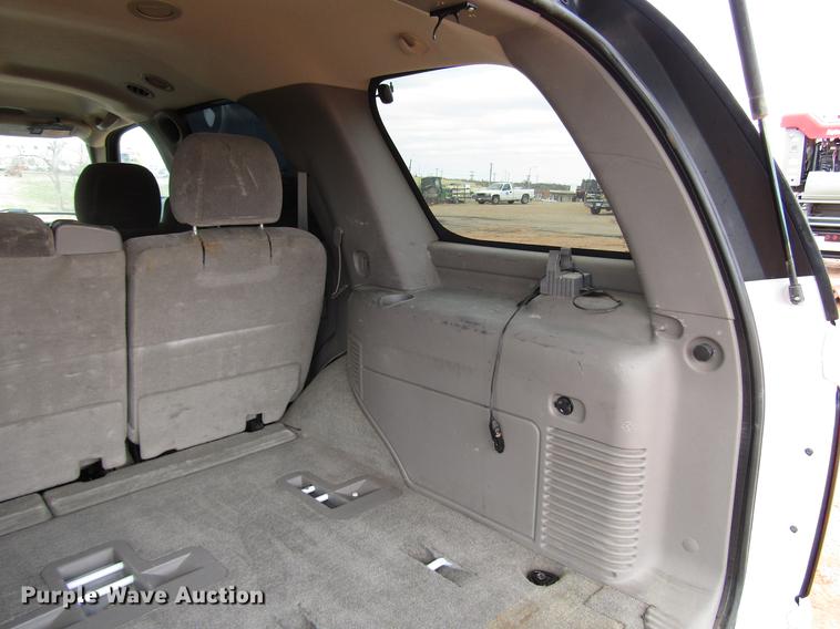 image for item DF7903 2004 Chevrolet Tahoe SUV