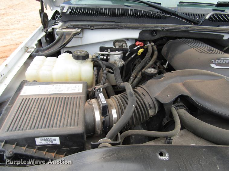 image for item DF7903 2004 Chevrolet Tahoe SUV