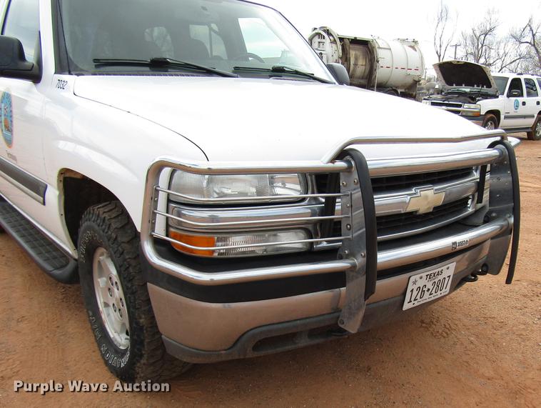 image for item DF7903 2004 Chevrolet Tahoe SUV