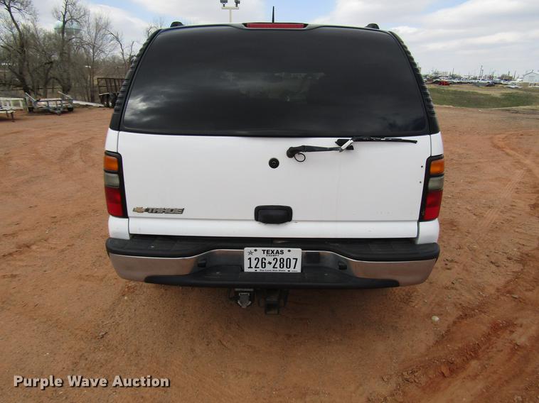 image for item DF7903 2004 Chevrolet Tahoe SUV