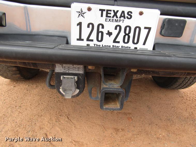 image for item DF7903 2004 Chevrolet Tahoe SUV