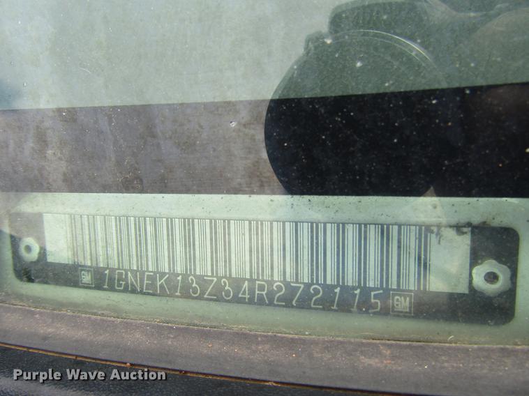 image for item DF7903 2004 Chevrolet Tahoe SUV