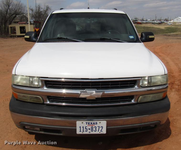 image for item DF7904 2003 Chevrolet Tahoe SUV