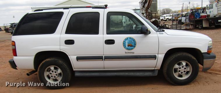 image for item DF7904 2003 Chevrolet Tahoe SUV