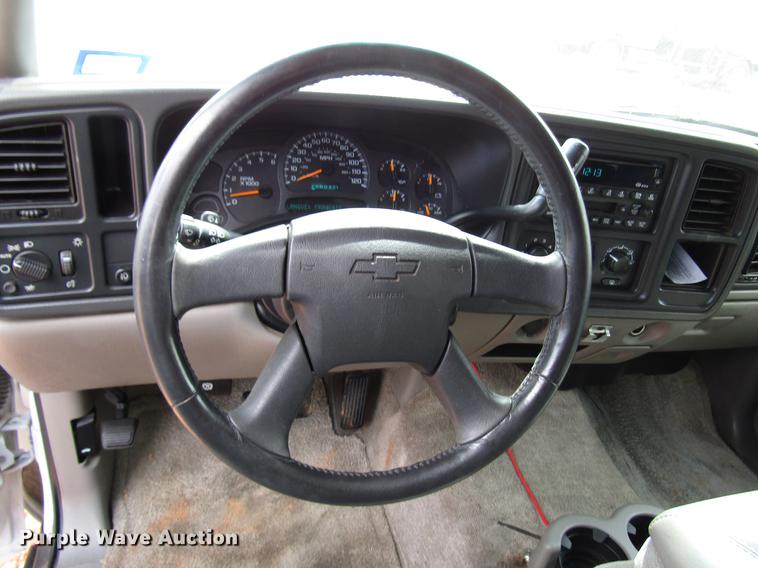 image for item DF7904 2003 Chevrolet Tahoe SUV