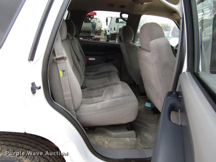 image for item DF7904 2003 Chevrolet Tahoe SUV