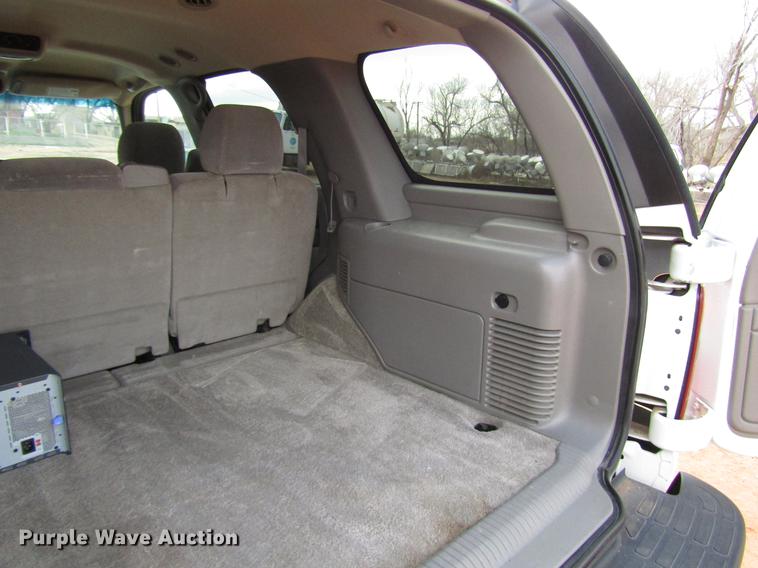 image for item DF7904 2003 Chevrolet Tahoe SUV