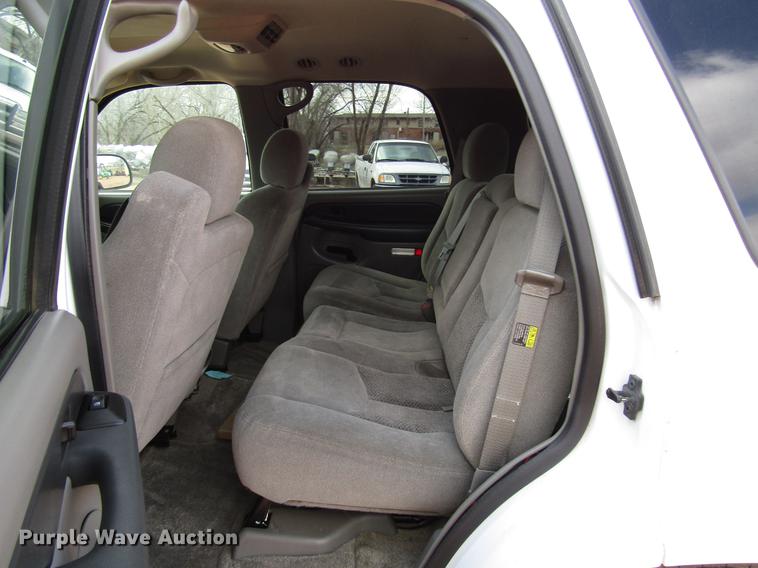 image for item DF7904 2003 Chevrolet Tahoe SUV