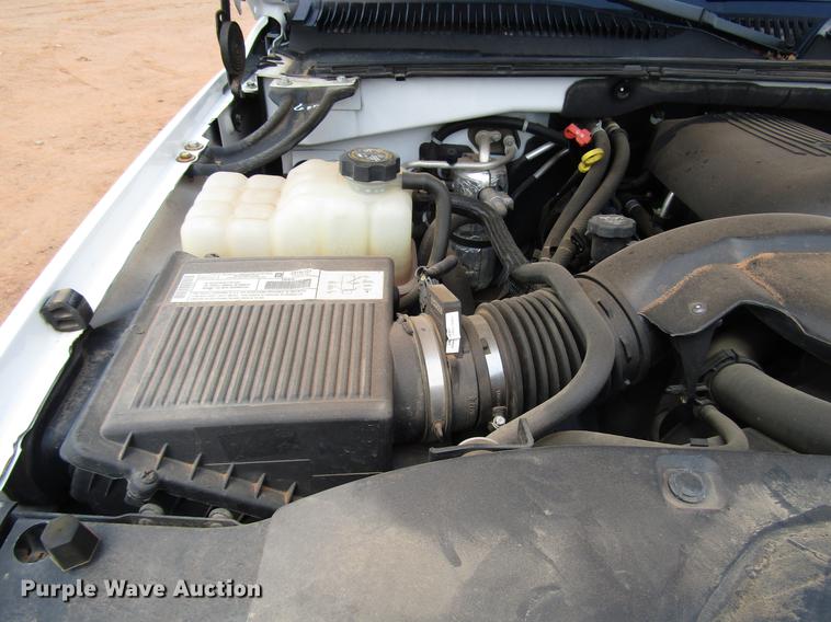 image for item DF7904 2003 Chevrolet Tahoe SUV