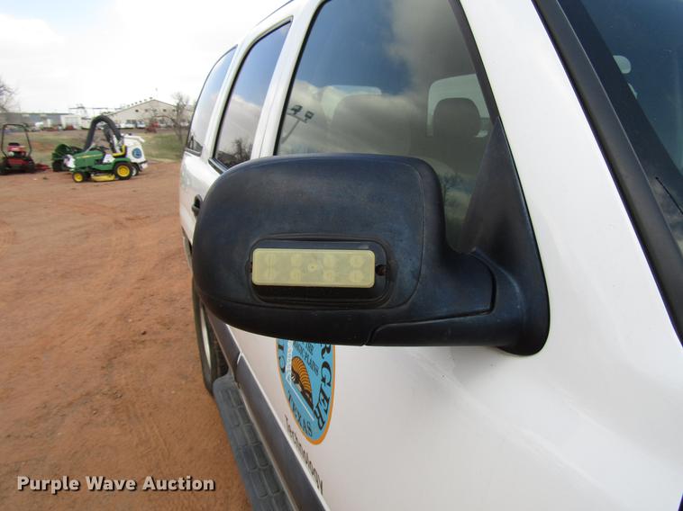 image for item DF7904 2003 Chevrolet Tahoe SUV