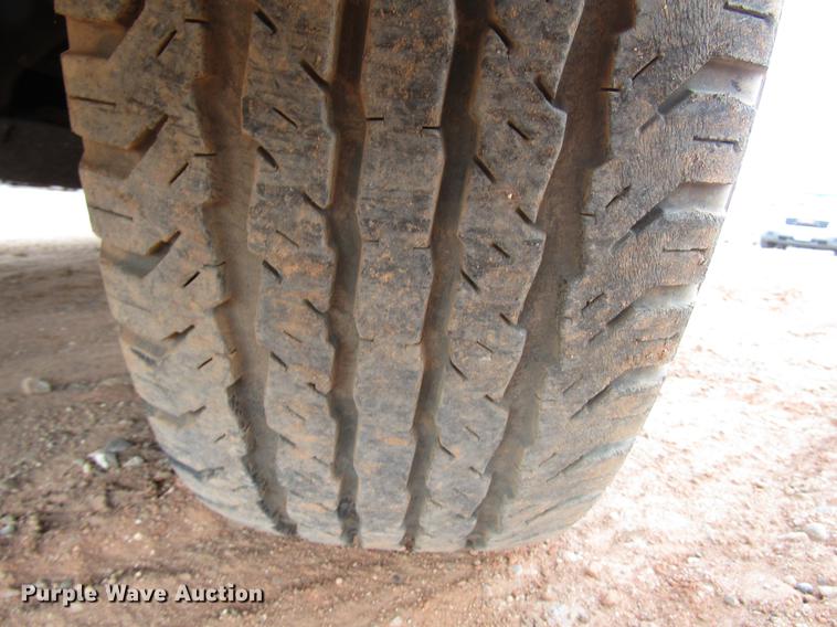 image for item DF7904 2003 Chevrolet Tahoe SUV