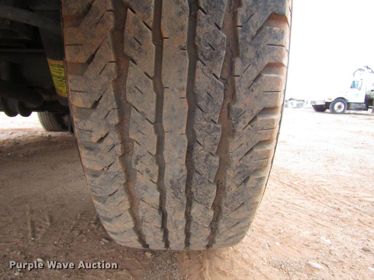 image for item DF7904 2003 Chevrolet Tahoe SUV