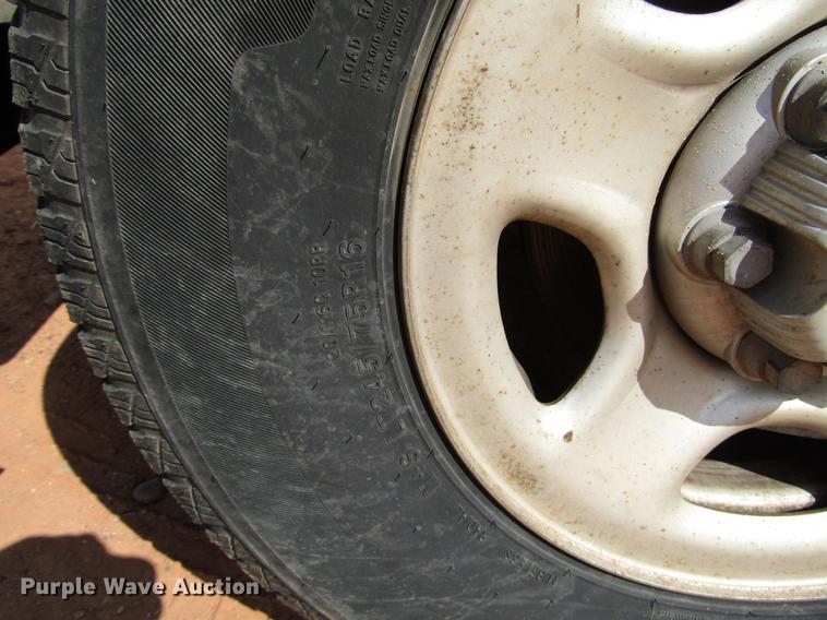 image for item DF7906 1999 GMC Sierra 1500 pickup truck