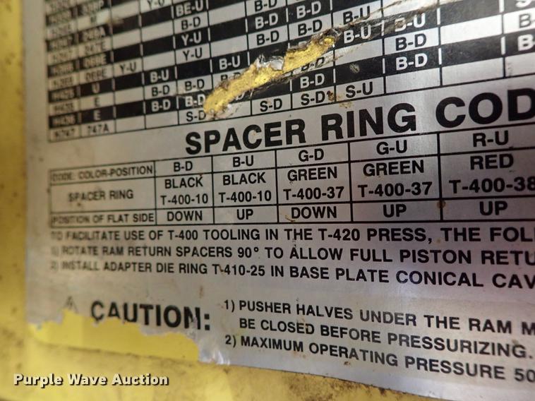 image for item DF8789 Weatherhead T420 hydraulic hose crimper