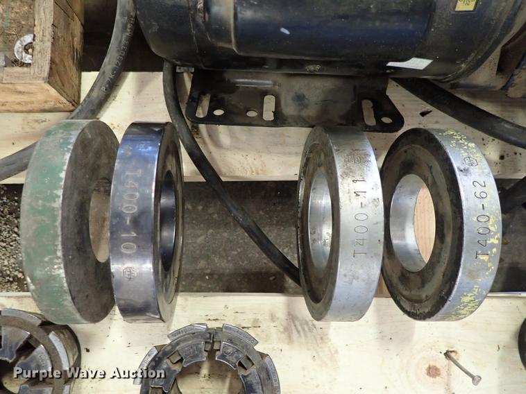 image for item DF8789 Weatherhead T420 hydraulic hose crimper