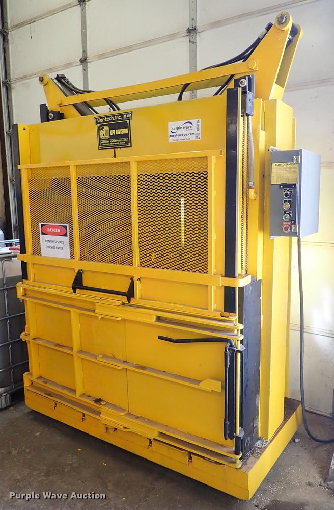 image for item DF8790 Ver-Tech M60 cardboard baler