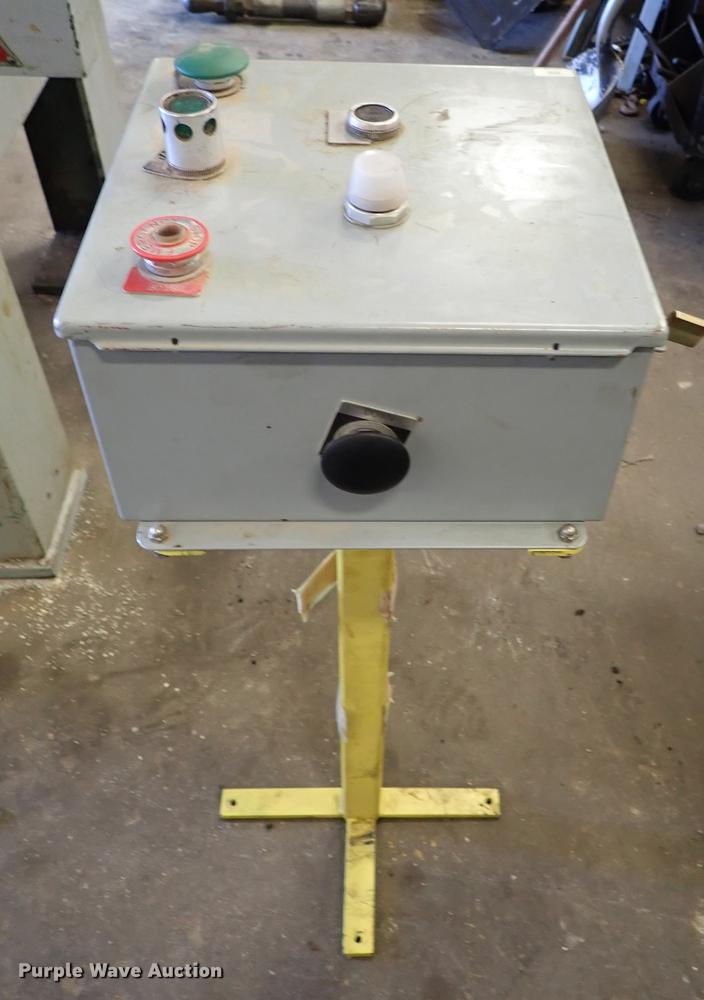 image for item DF8793 KR Wilson DCT-50 vertical trim press