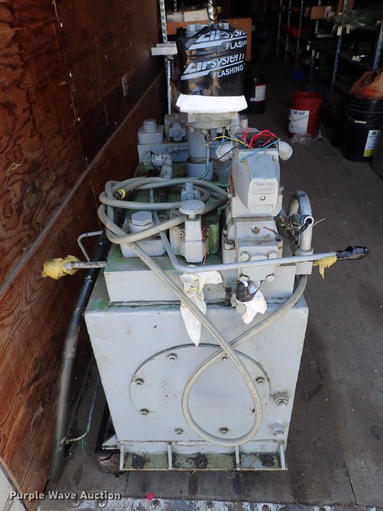 image for item DF8793 KR Wilson DCT-50 vertical trim press