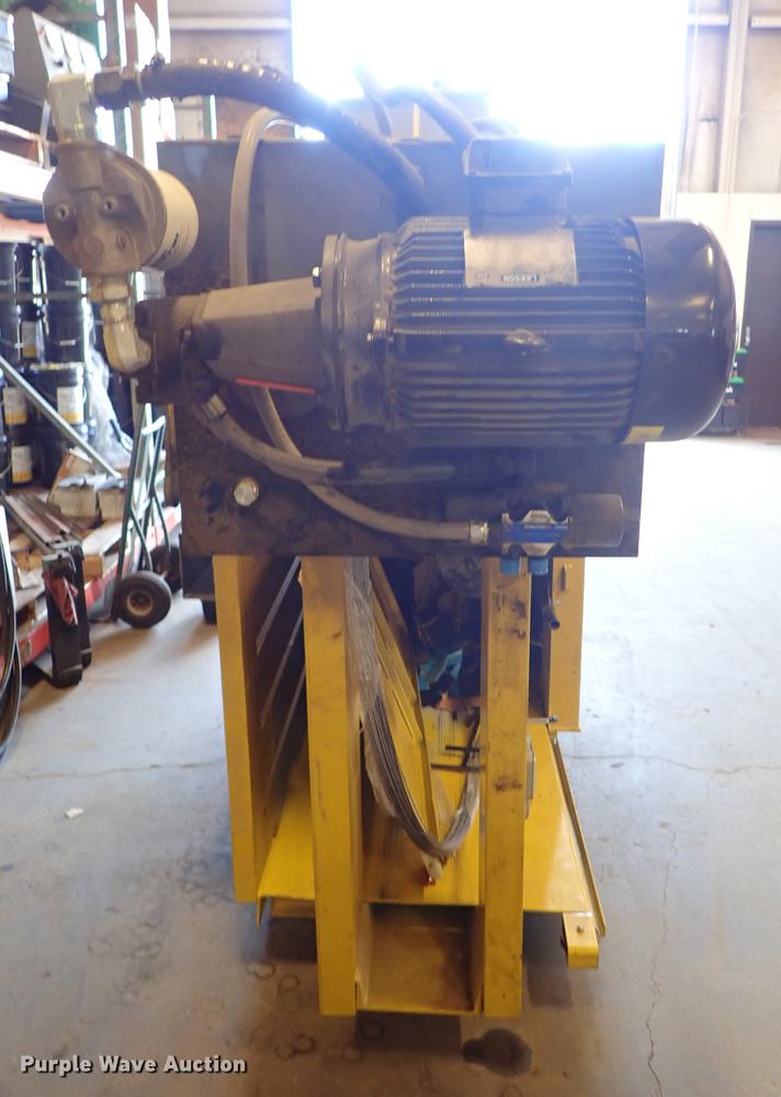 image for item DF8806 Harmony M60-STD cardboard baler