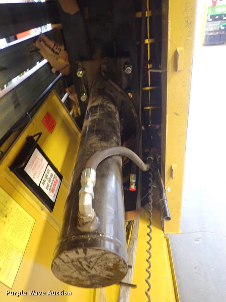 image for item DF8806 Harmony M60-STD cardboard baler