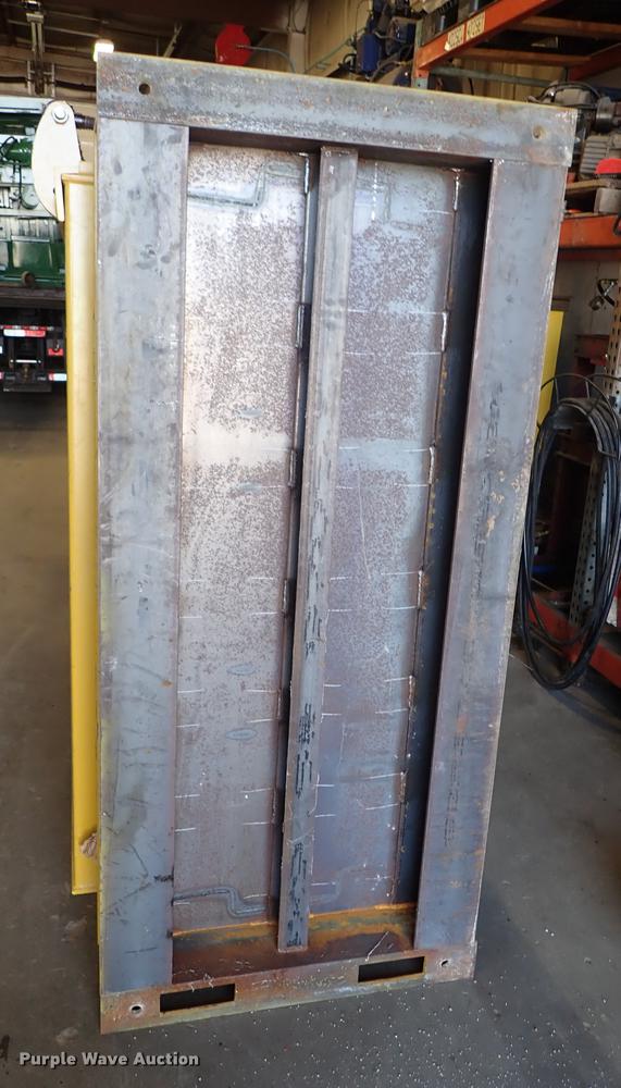 image for item DF8806 Harmony M60-STD cardboard baler