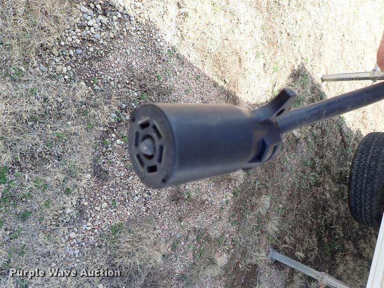 image for item DF8852 2005 Cross Roads Cruiser camper