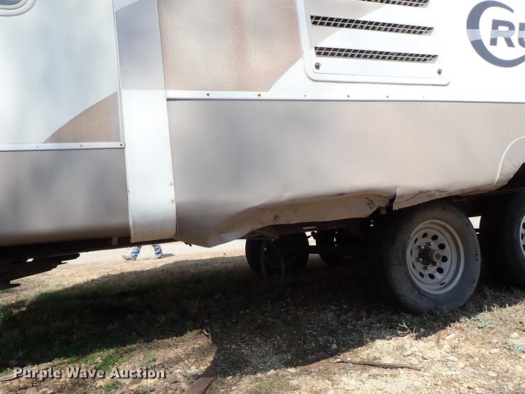 image for item DF8852 2005 Cross Roads Cruiser camper