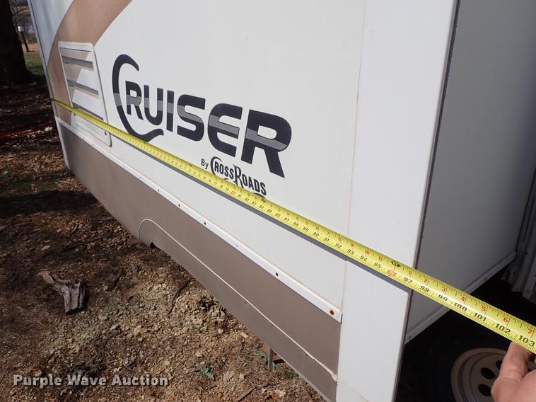 image for item DF8852 2005 Cross Roads Cruiser camper