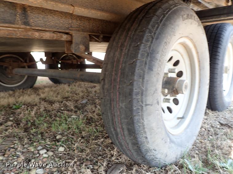 image for item DF8852 2005 Cross Roads Cruiser camper